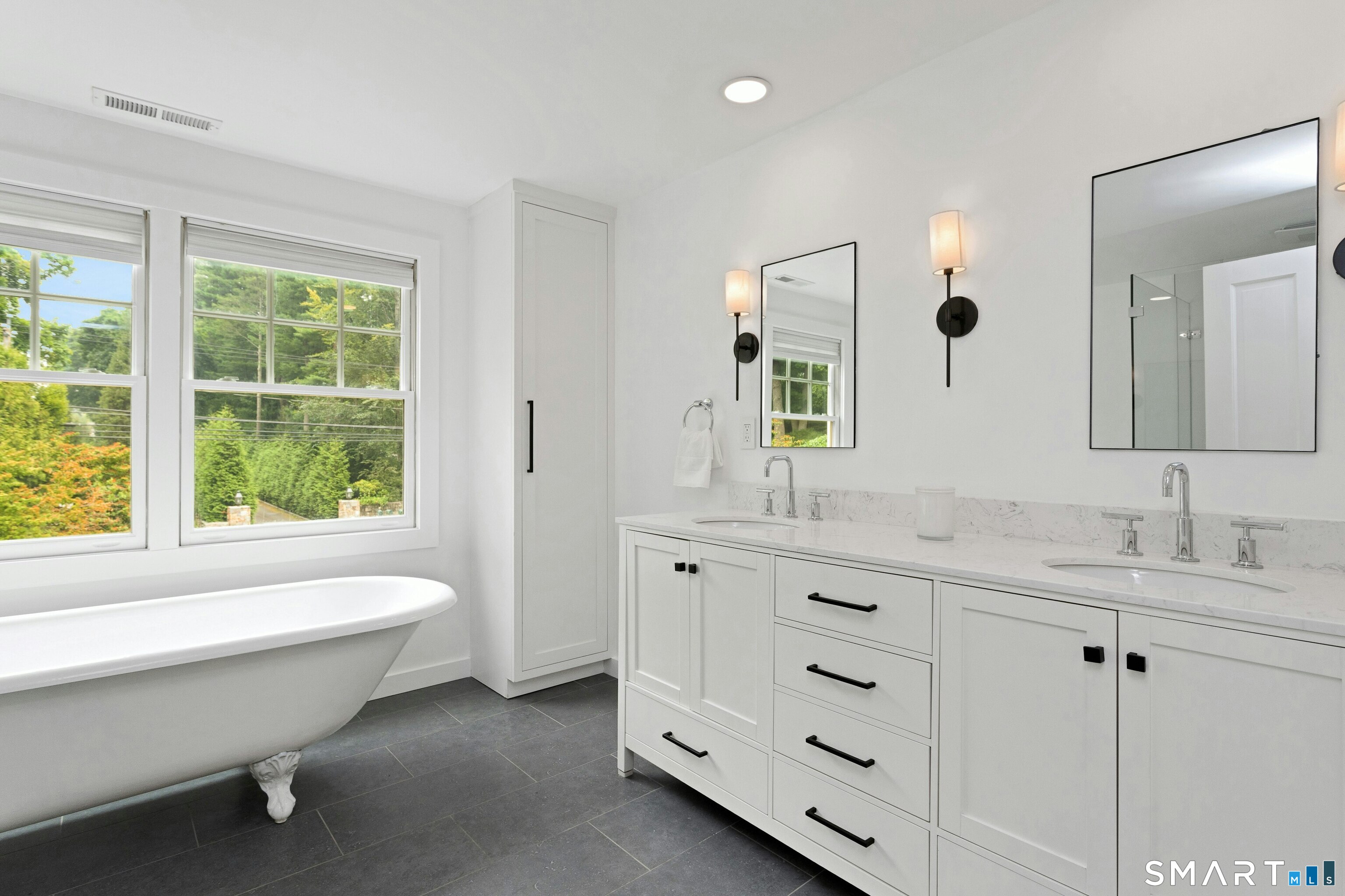 6 Searles Road Darien, CT 06820 - Photo 28 of 40 Gallery Image 28