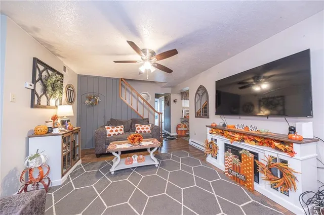 $199,990 | 303 North Avenue, Midway, PA 15060