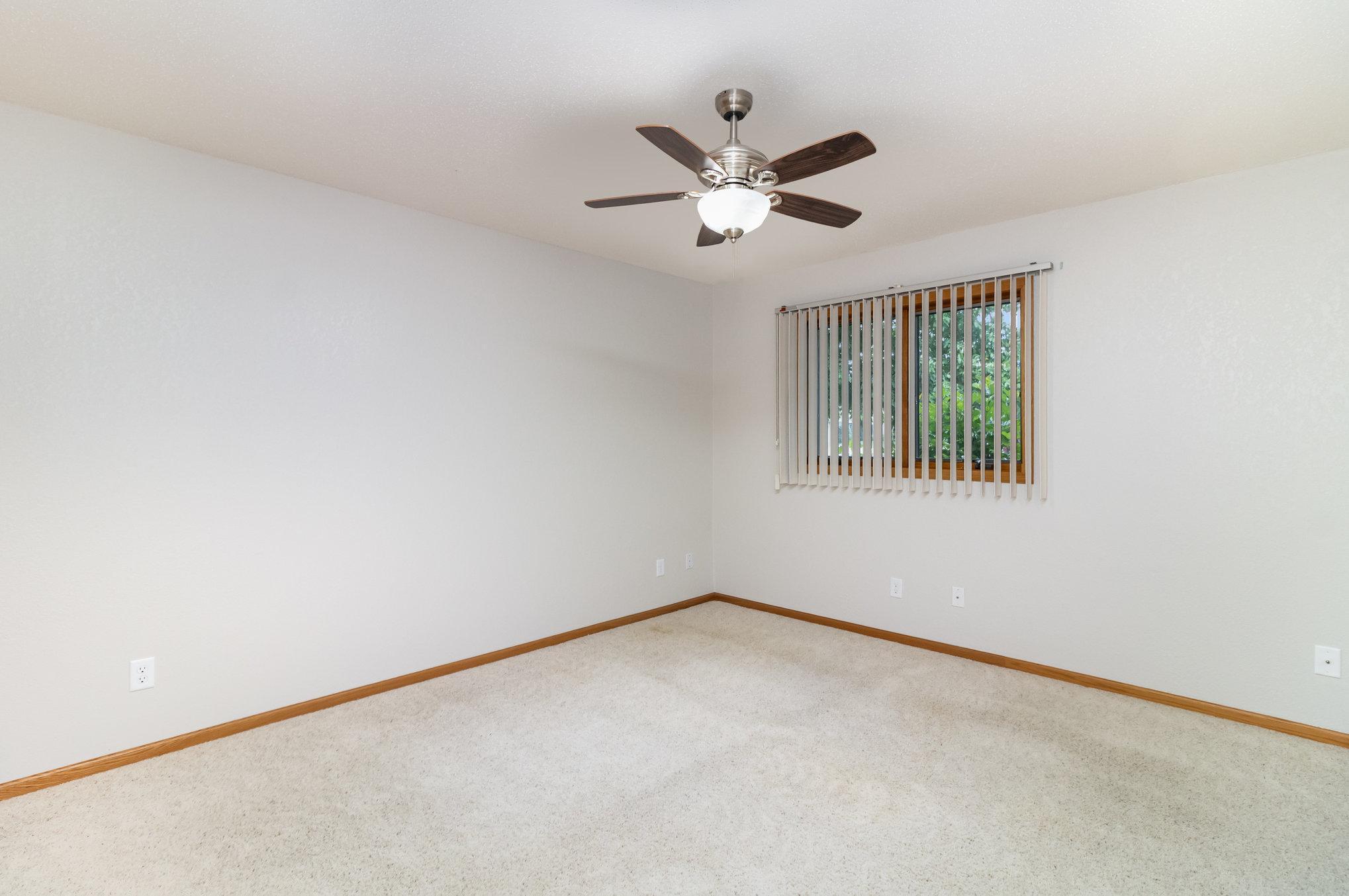 218 6th Street Northeast Montgomery, MN 56069 - Photo 18 of 24