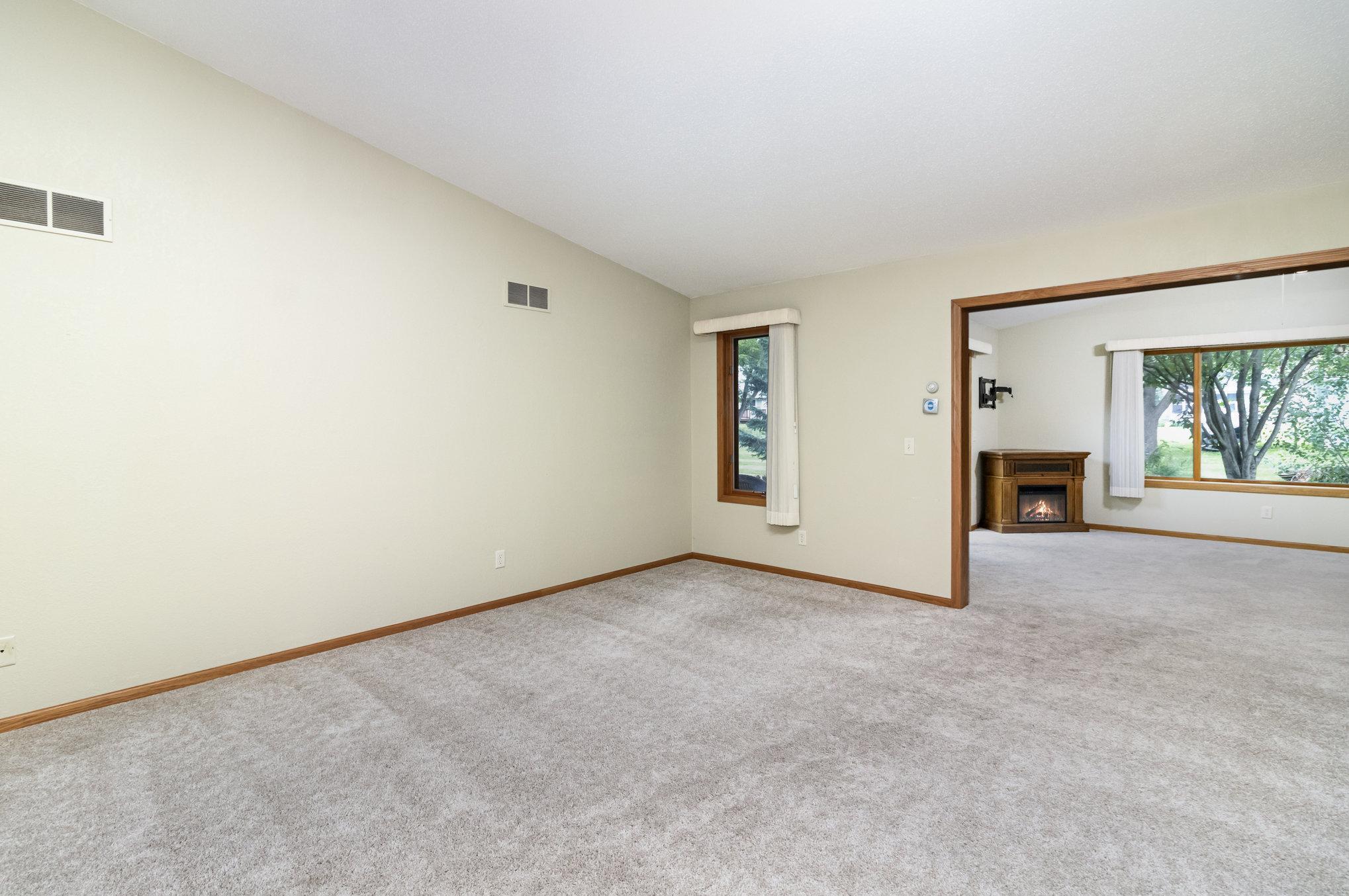 218 6th Street Northeast Montgomery, MN 56069 - Photo 10 of 24