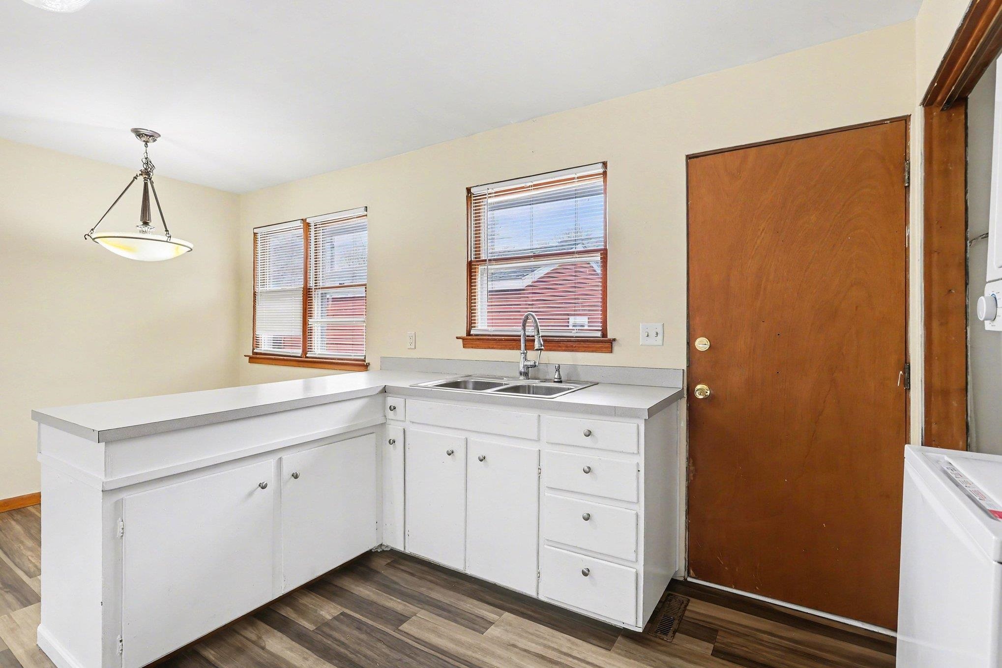 513 West Ridge Road Bay City, MI 48708 - Photo 11 of 21