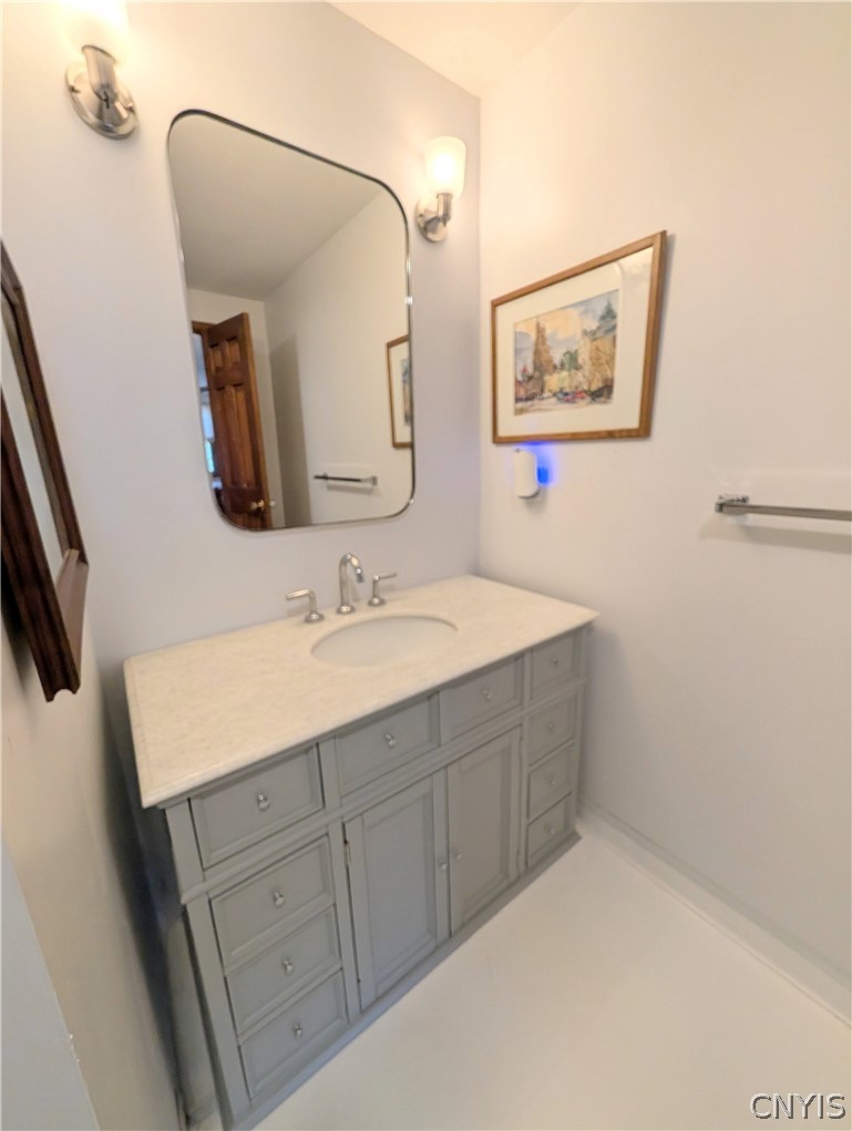 8009 Ginger Road Clay, NY 13090 - Photo 40 of 48 New vanity