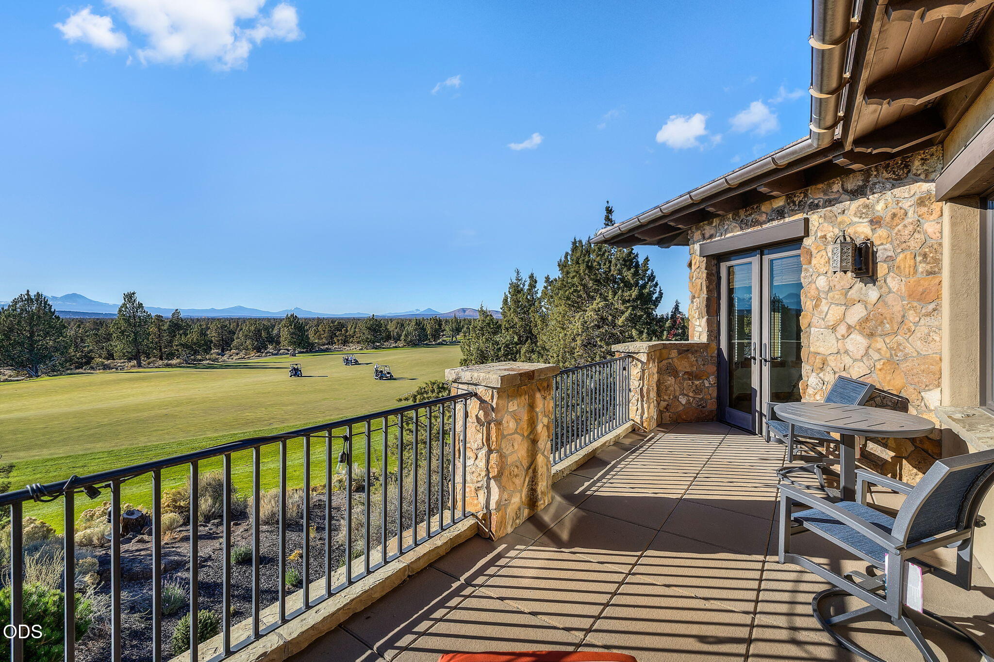 22887 Ghost Tree Lane Bend, OR 97701 - Photo 41 of 62