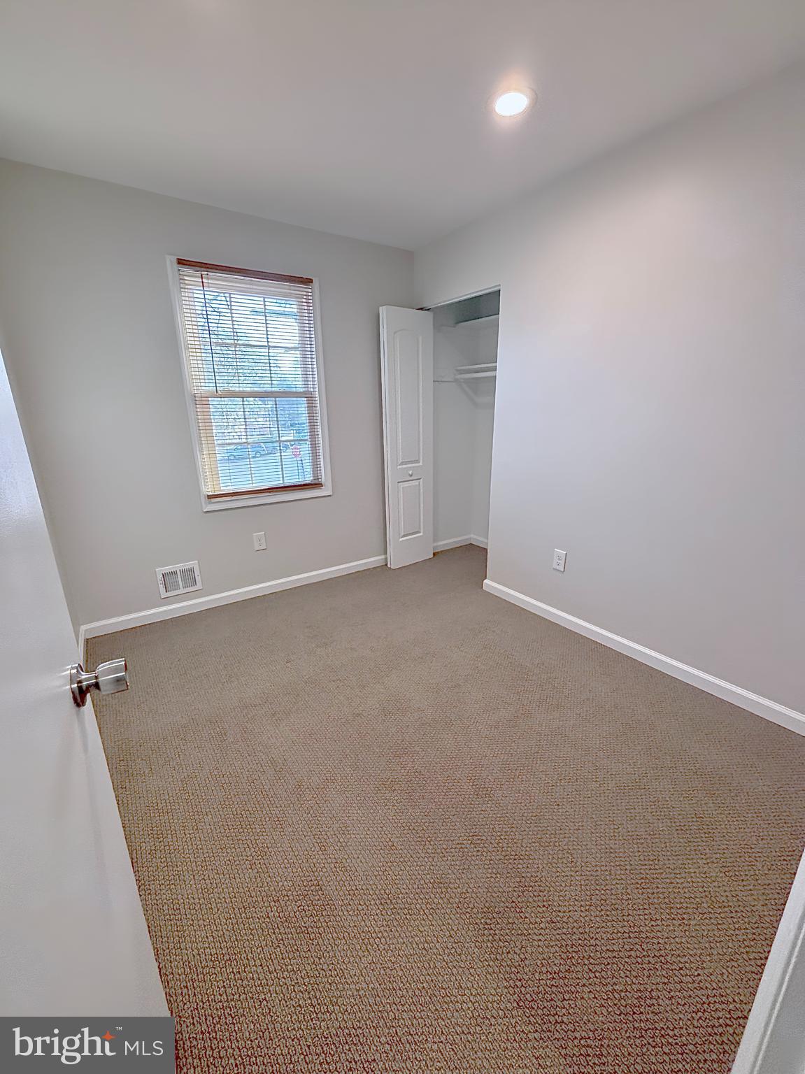 9278 Taney Road Manassas, VA 20110 - Photo 19 of 34 an empty room with windows