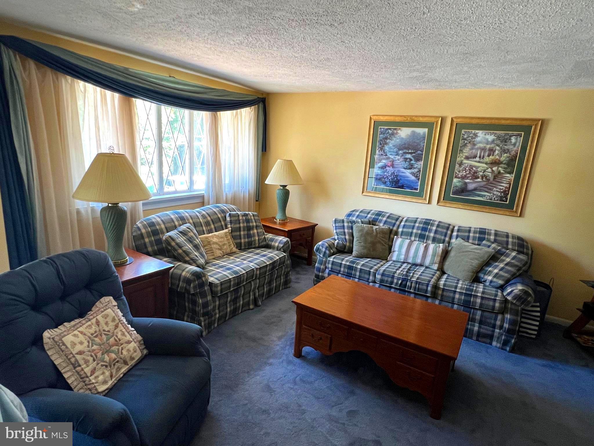 9156 Ryerson Road Philadelphia, PA 19114 - Photo 3 of 26 Gallery Image 3
