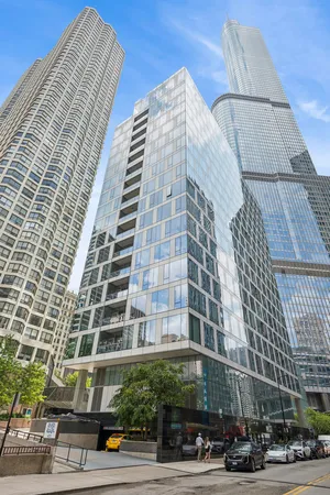 $1,599,000 | 403 North Wabash Avenue, Unit 3A, Chicago, IL 60611