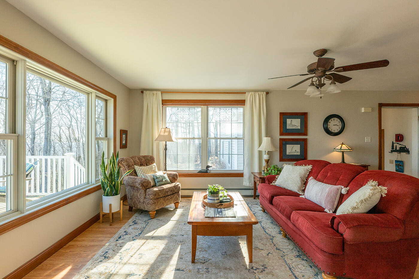 568 Pinnacle Road Liberty, ME 04949 - Photo 9 of 51 Living area