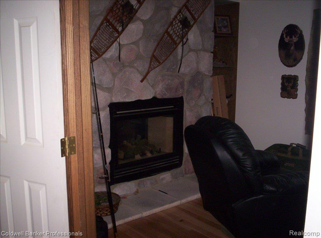 2292 King Road Lapeer, MI 48446 - Photo 9 of 10 King Rd. 010