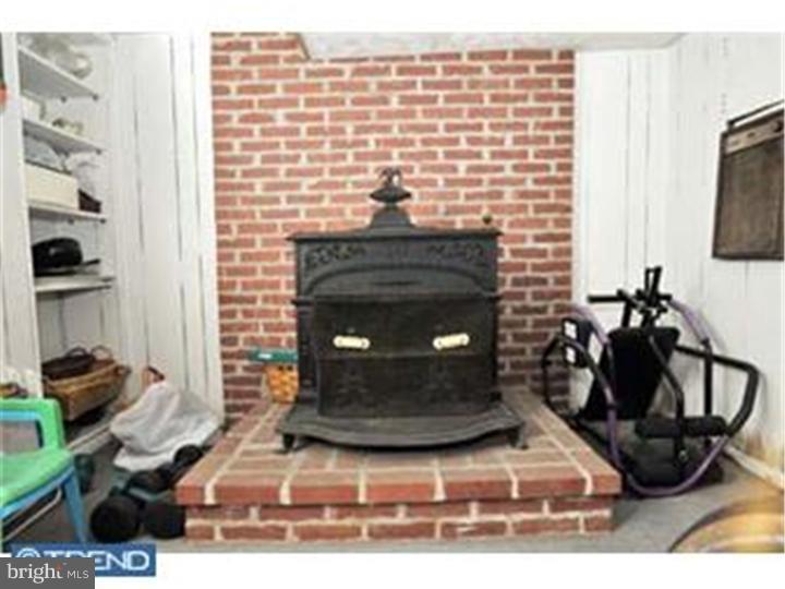 28 Llandillo Road Havertown, PA 19083 - Photo 12 of 20