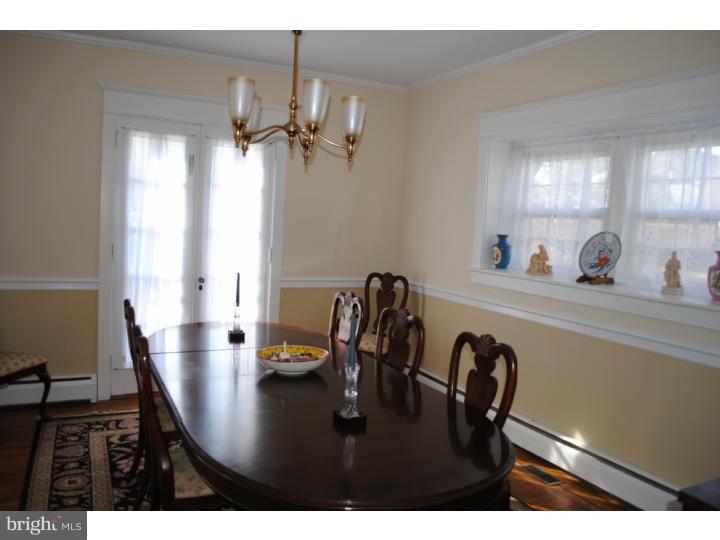 28 Llandillo Road Havertown, PA 19083 - Photo 8 of 20