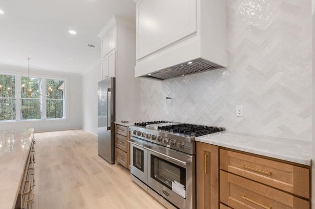 a view of a walk in closet