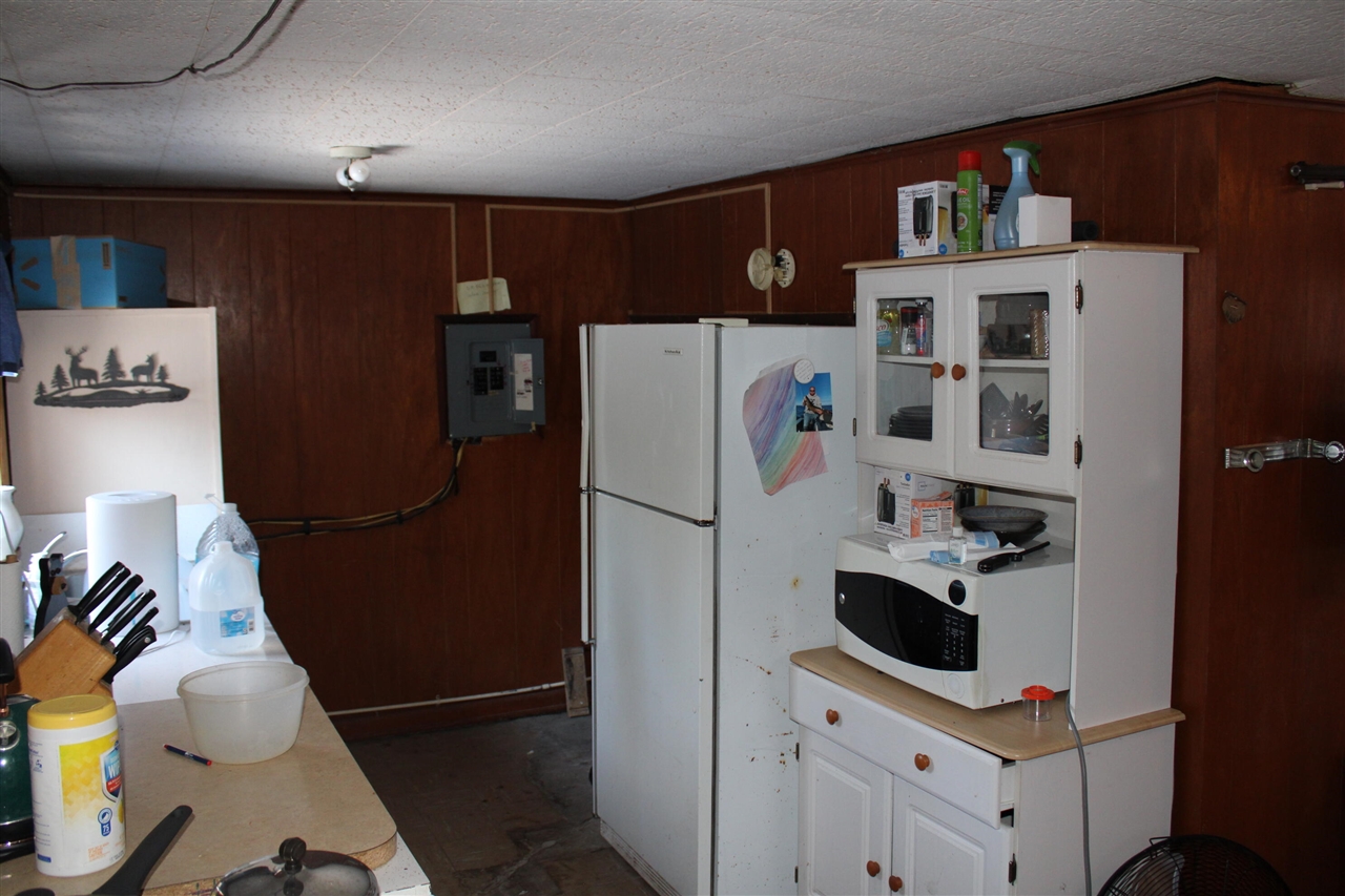 1710 Miller Road Lincoln, MI 48742 - Photo 14 of 66