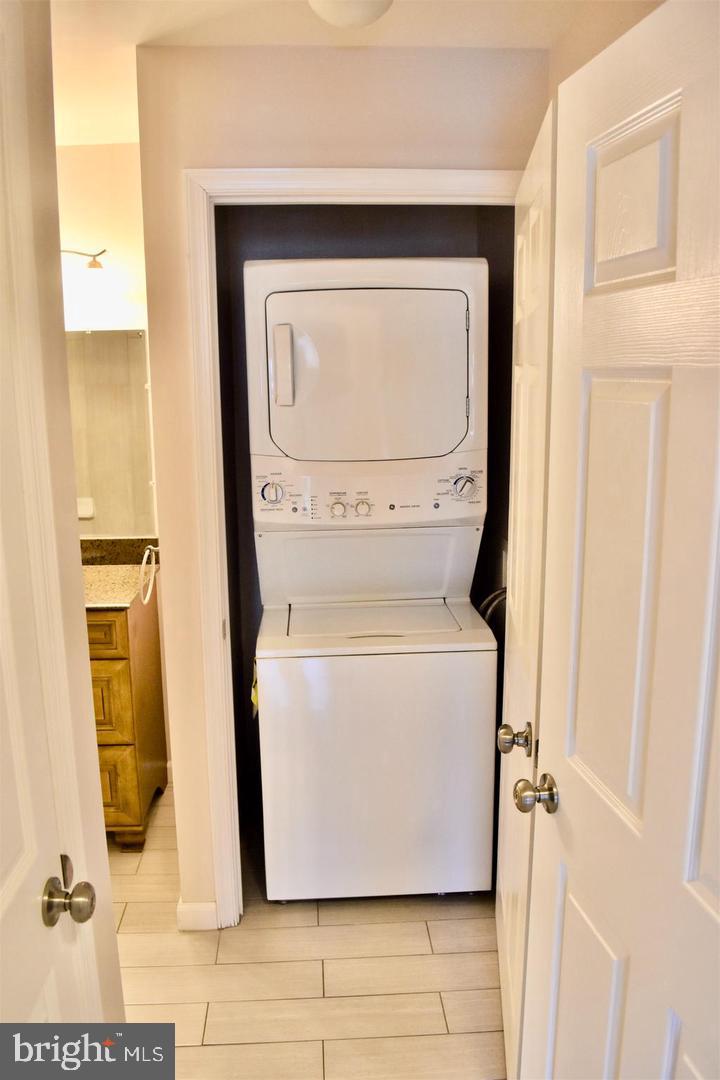 20965 Timber Ridge Terrace, Unit 204 Ashburn, VA 20147 - Photo 8 of 16 Gallery Image 8