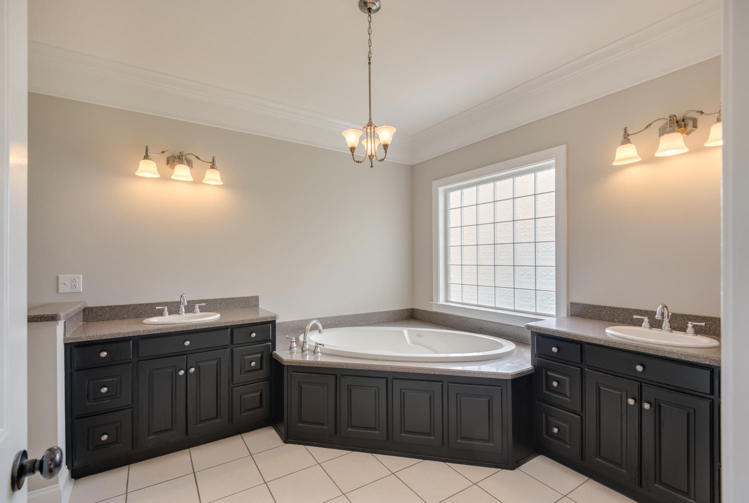 230 Hunting Ridge Circle Rock Spring, GA 30739 - Photo 17 of 30 230_Hunting_Ridge_Cir_25