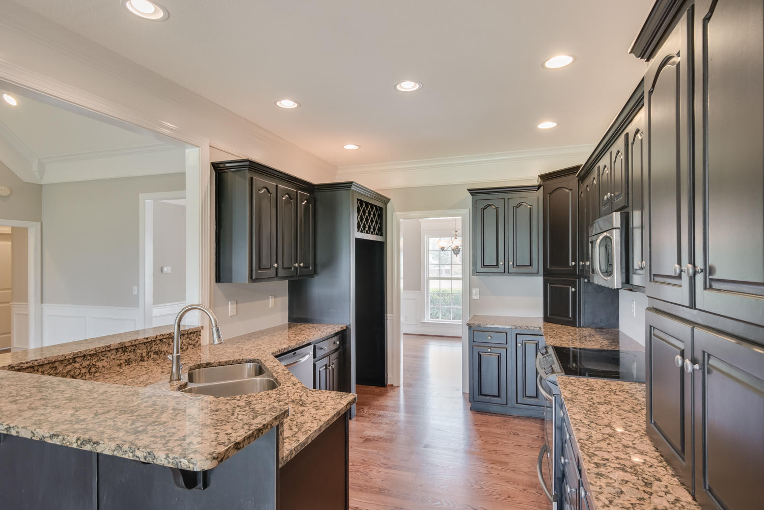 230 Hunting Ridge Circle Rock Spring, GA 30739 - Photo 8 of 30 230_Hunting_Ridge_Cir_13
