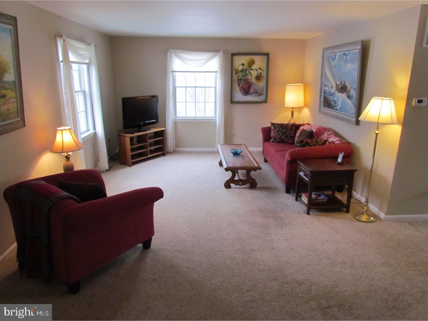 105 Cobblestone Road Dublin, PA 18917 - Photo 8 of 25 Living Room