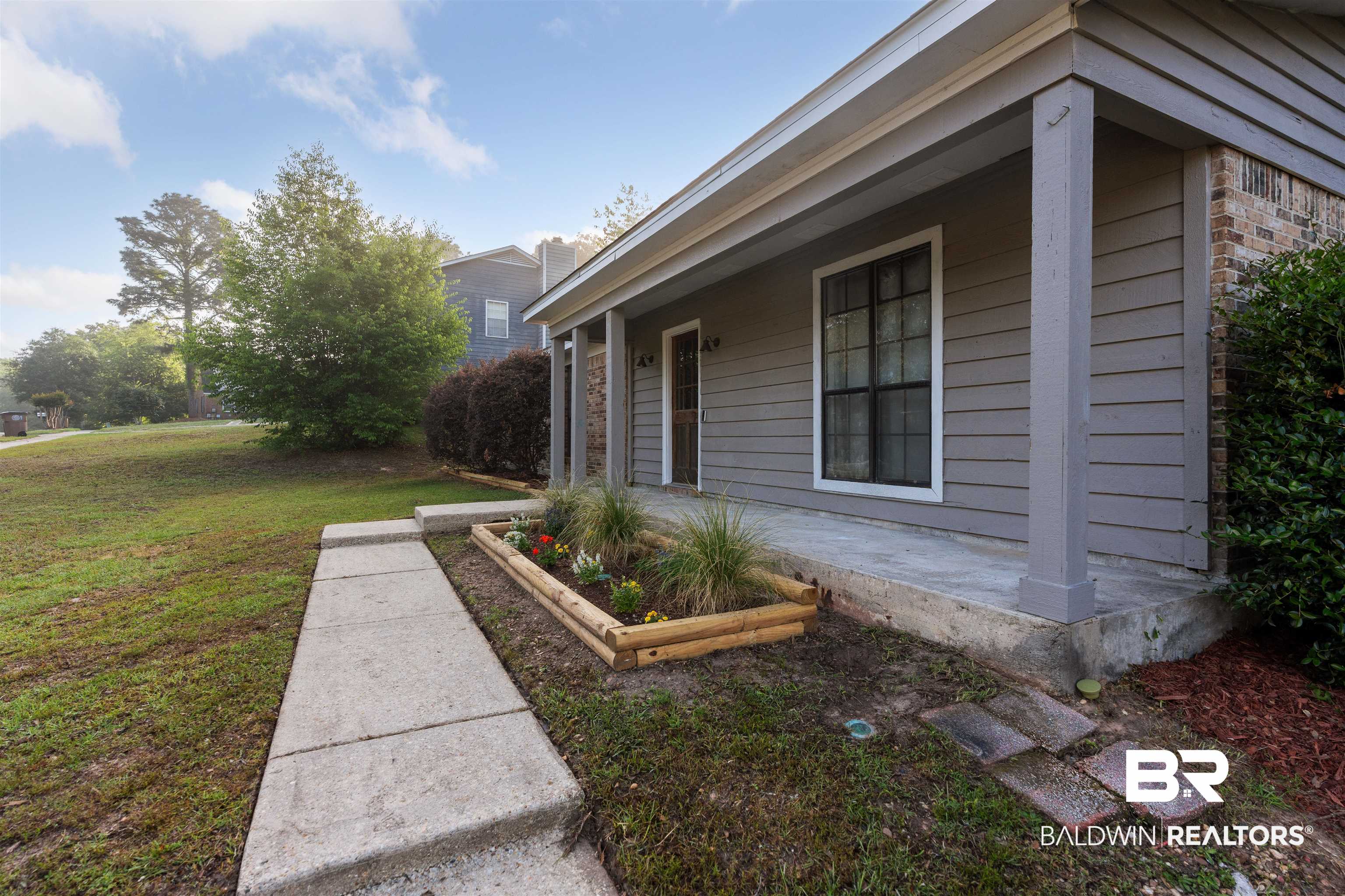 2929 Gas Light Lane West Mobile, AL 36695 - Photo 2 of 33
