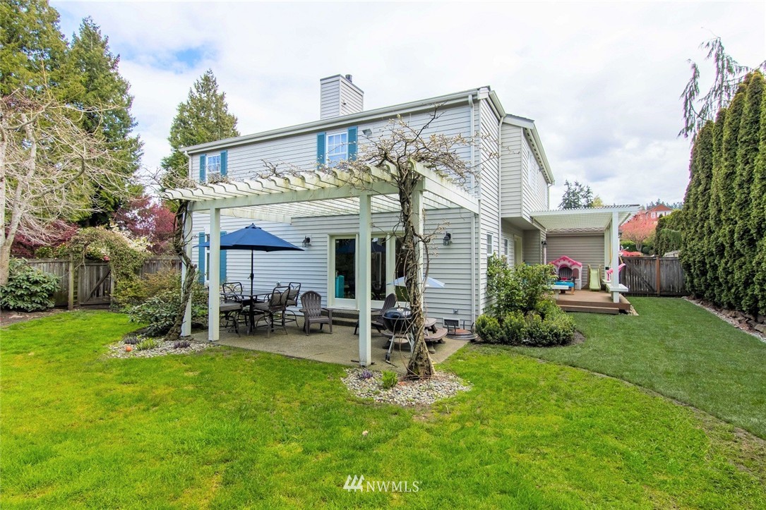 802 Aloha Place Edmonds, WA 98020 - Photo 22 of 25 Gallery Image 22