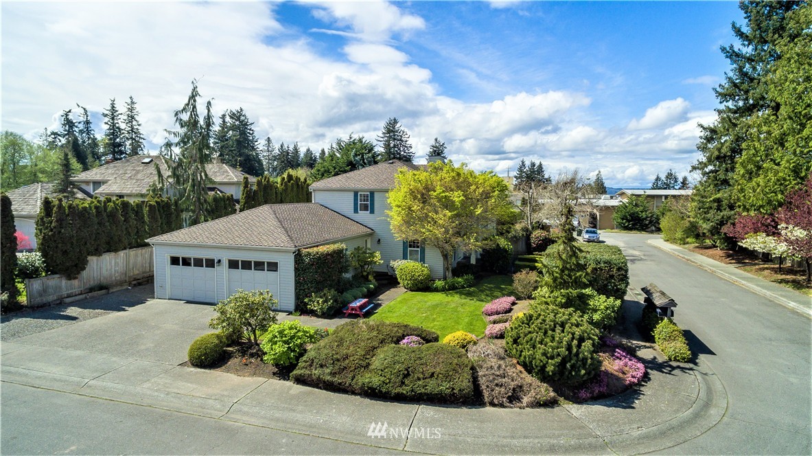 802 Aloha Place Edmonds, WA 98020 - Photo 23 of 25 Gallery Image 23