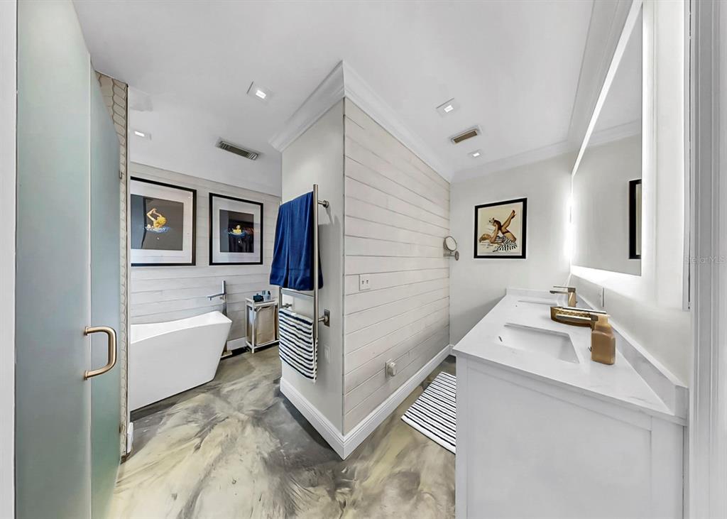 1016 Spindle Palm Way Apollo Beach, FL 33572 - Photo 12 of 61