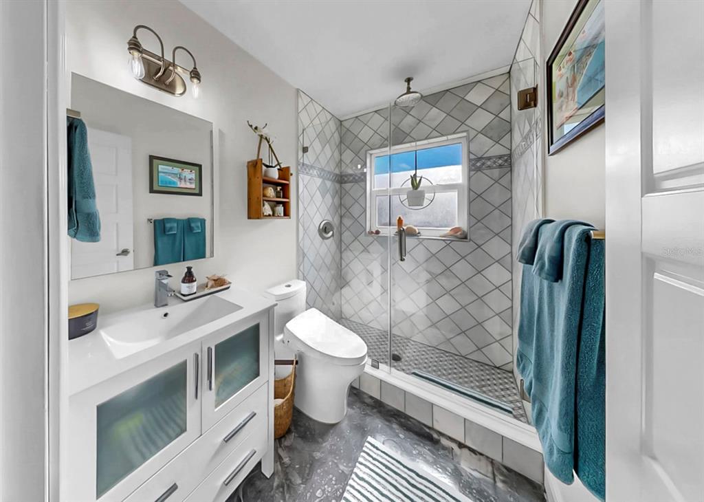 1016 Spindle Palm Way Apollo Beach, FL 33572 - Photo 18 of 61