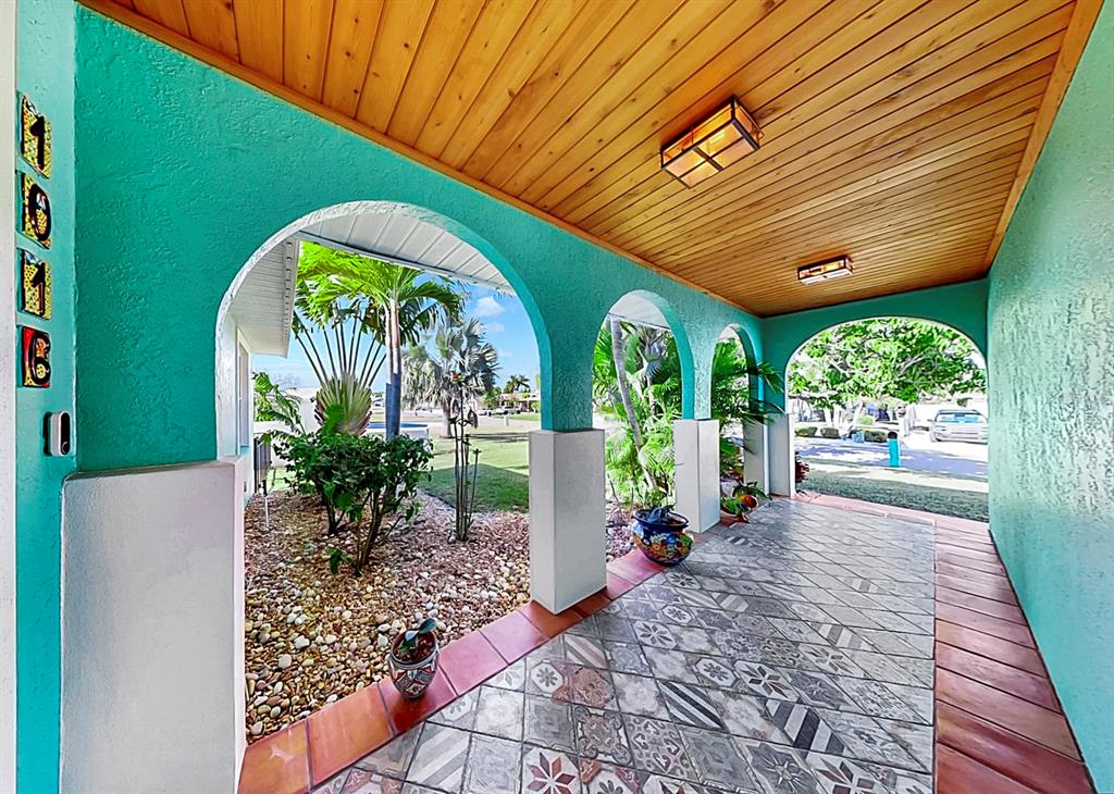 1016 Spindle Palm Way Apollo Beach, FL 33572 - Photo 22 of 61