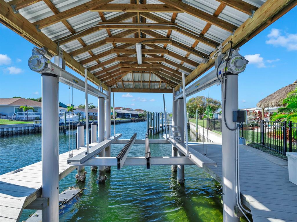 1016 Spindle Palm Way Apollo Beach, FL 33572 - Photo 27 of 61