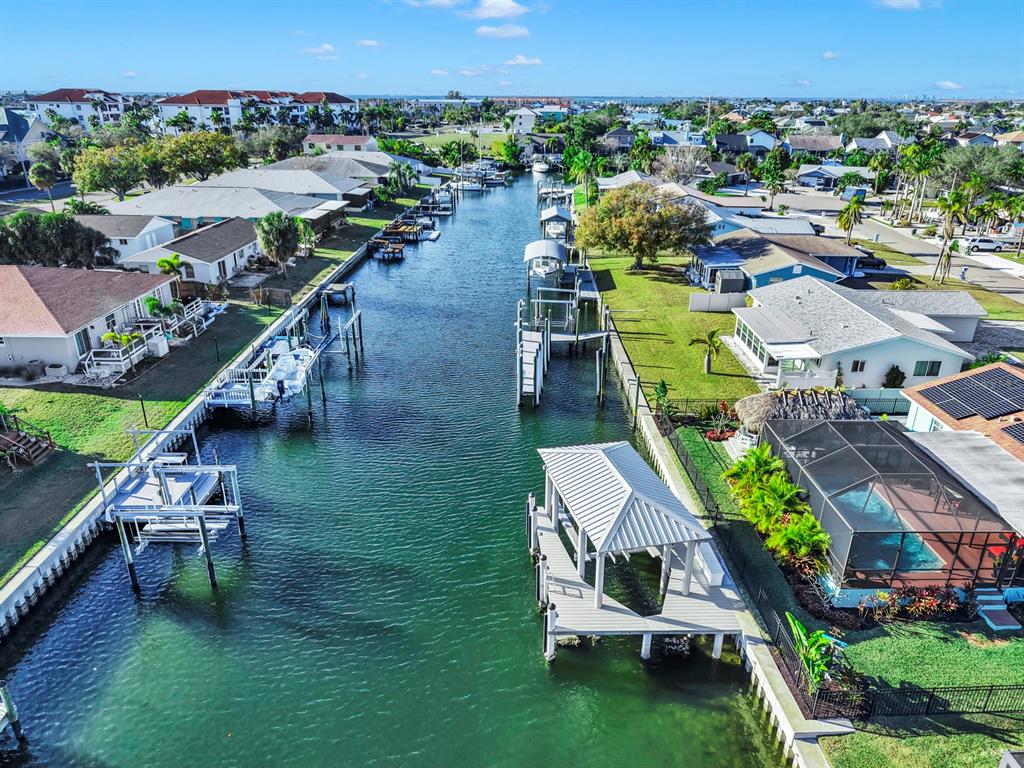 1016 Spindle Palm Way Apollo Beach, FL 33572 - Photo 30 of 61