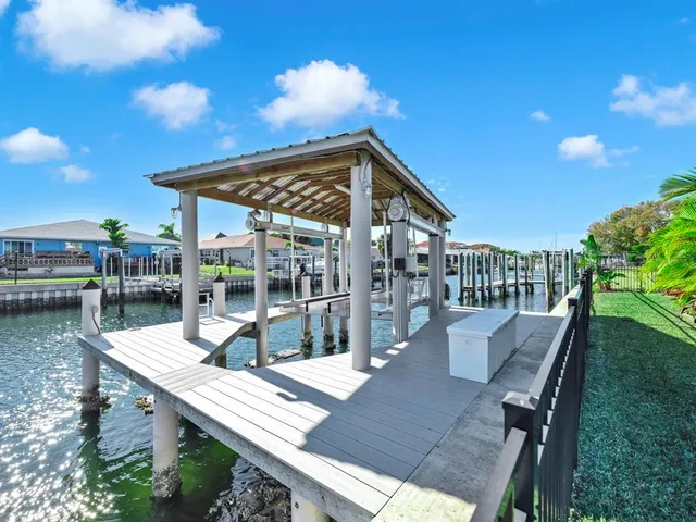 $699,900 | 1016 Spindle Palm Way, Apollo Beach, FL 33572