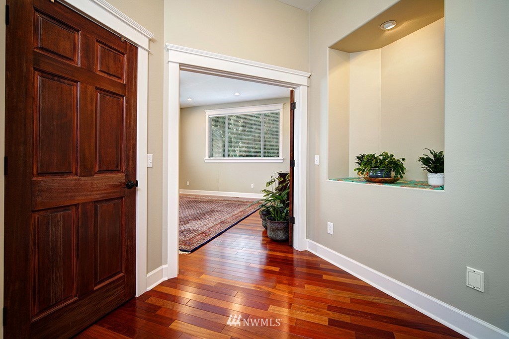 11761 Sand Point Way Northeast Seattle, WA 98125 - Photo 15 of 25