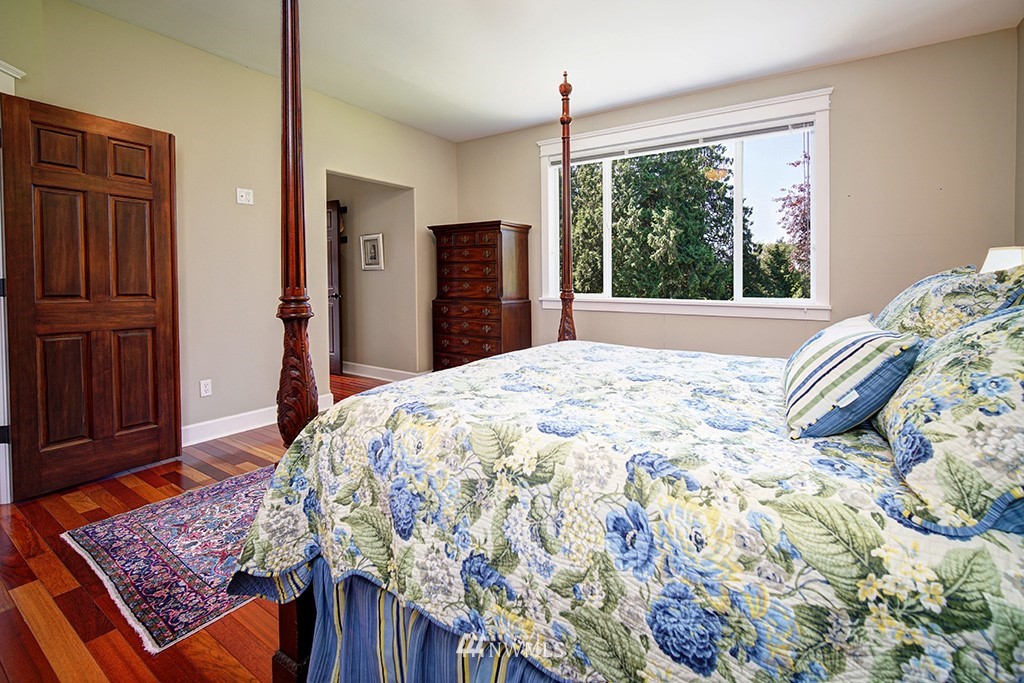 11761 Sand Point Way Northeast Seattle, WA 98125 - Photo 17 of 25