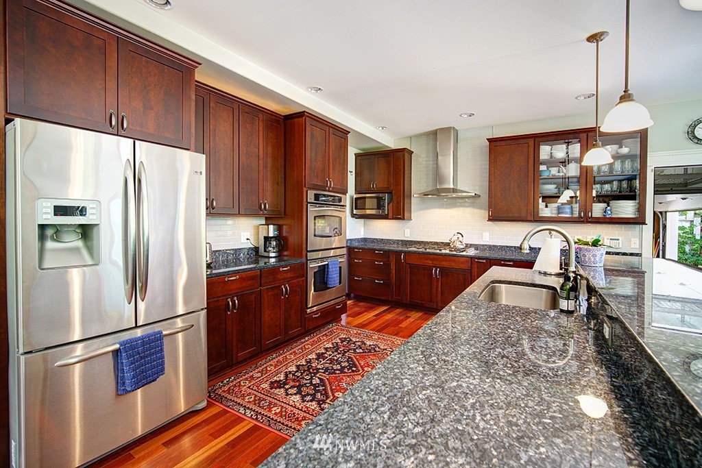 11761 Sand Point Way Northeast Seattle, WA 98125 - Photo 10 of 25