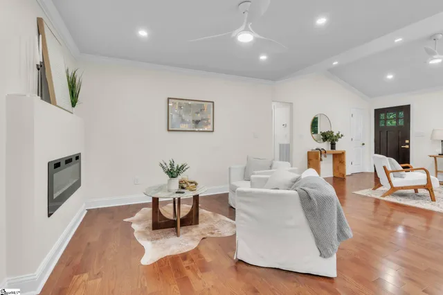 $690,900 | 601 Parkins Mill Road, Greenville, SC 29607