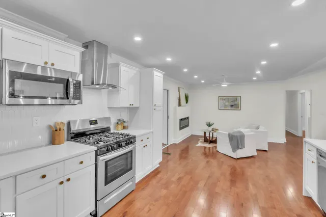 $690,900 | 601 Parkins Mill Road, Greenville, SC 29607