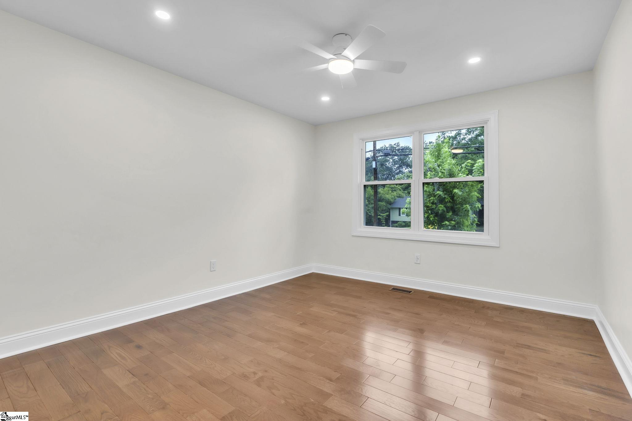 601 Parkins Mill Road Greenville, SC 29607 - Photo 31 of 43