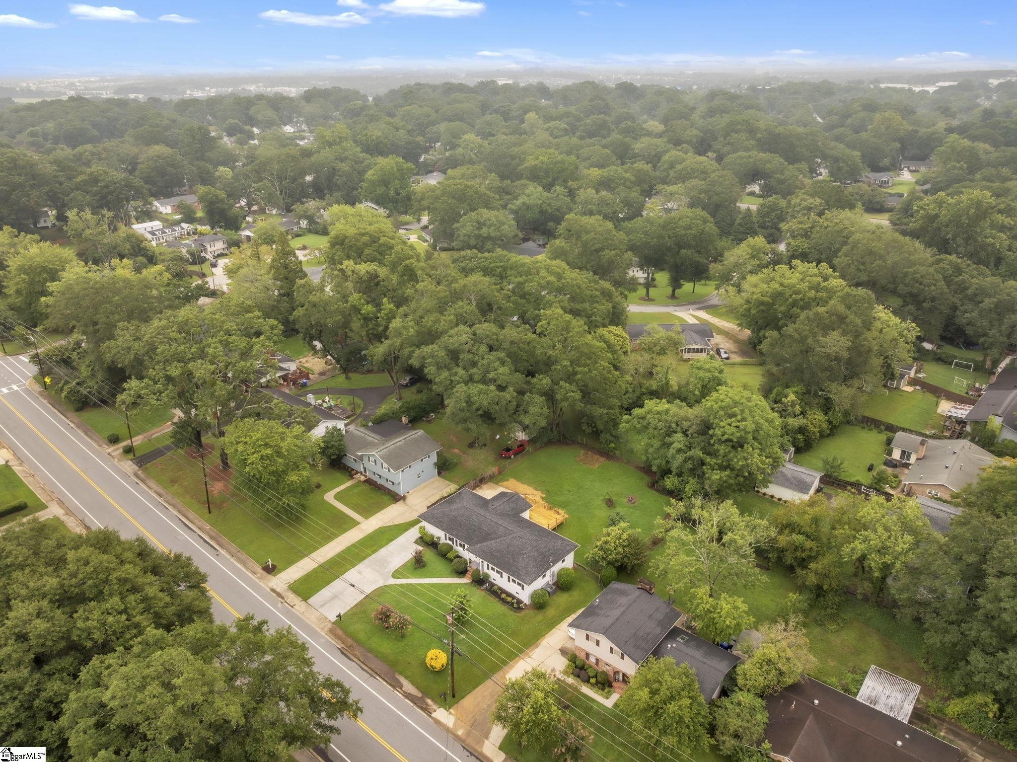 601 Parkins Mill Road Greenville, SC 29607 - Photo 36 of 43