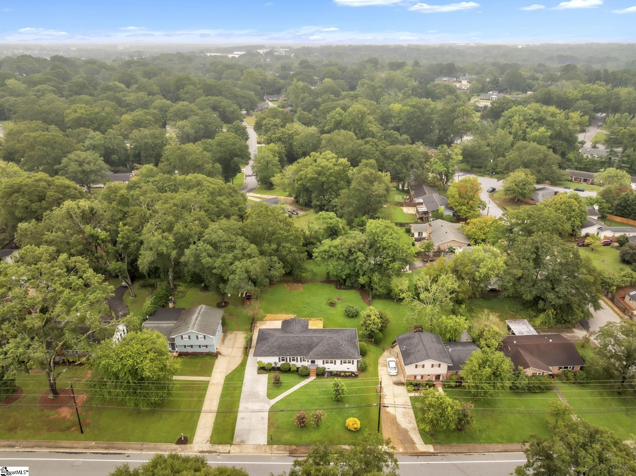 601 Parkins Mill Road Greenville, SC 29607 - Photo 37 of 43