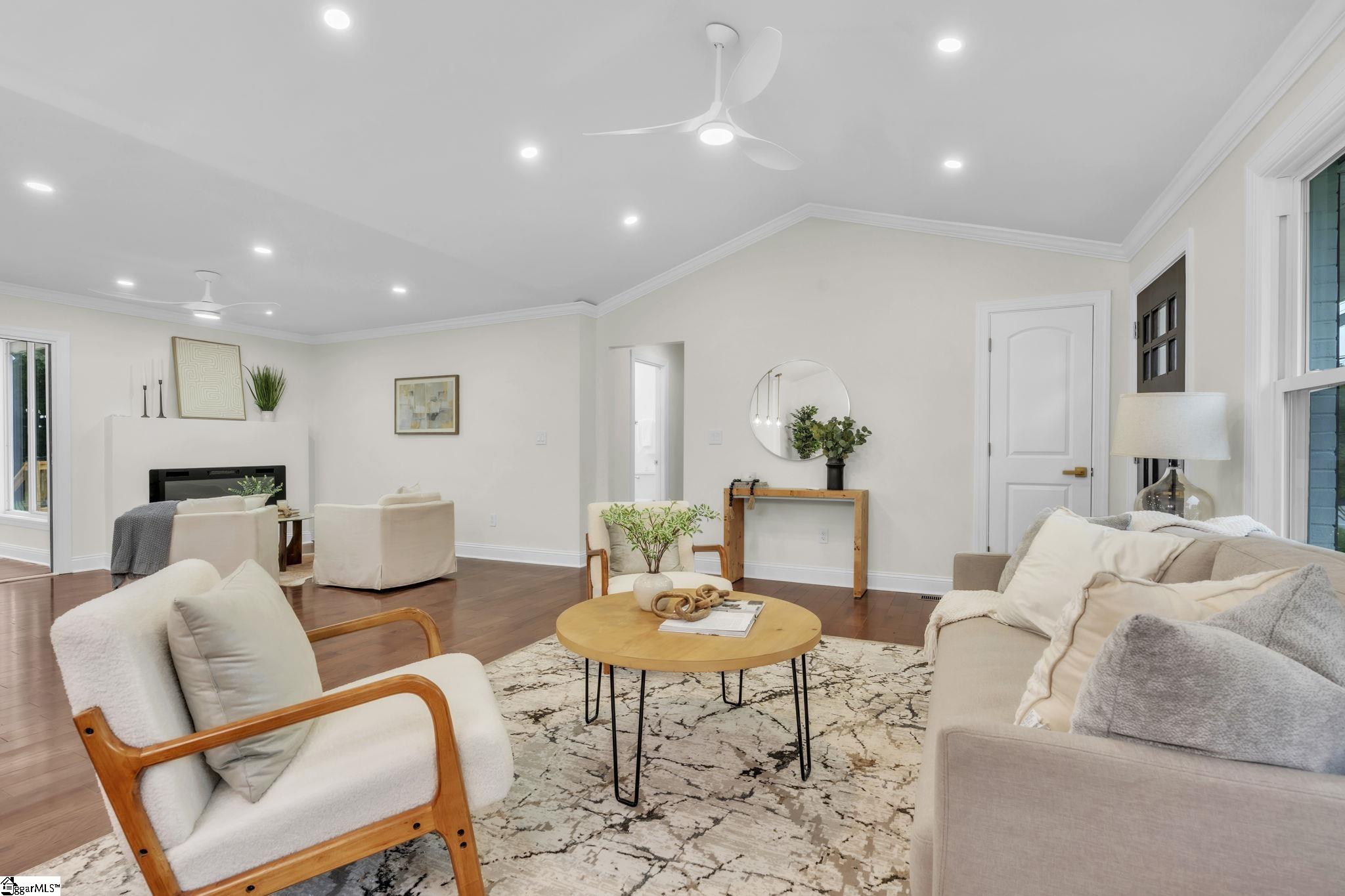 601 Parkins Mill Road Greenville, SC 29607 - Photo 7 of 43