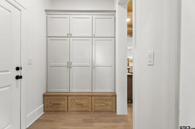 a front view of house with yard