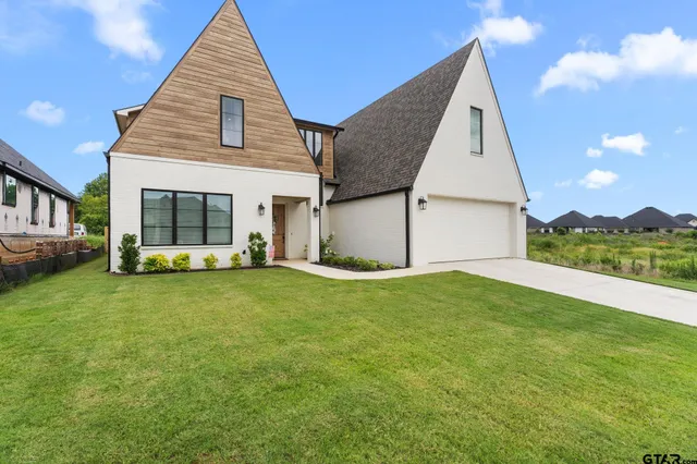 $615,000 | 3143 Club Drive, Tyler, TX 75703