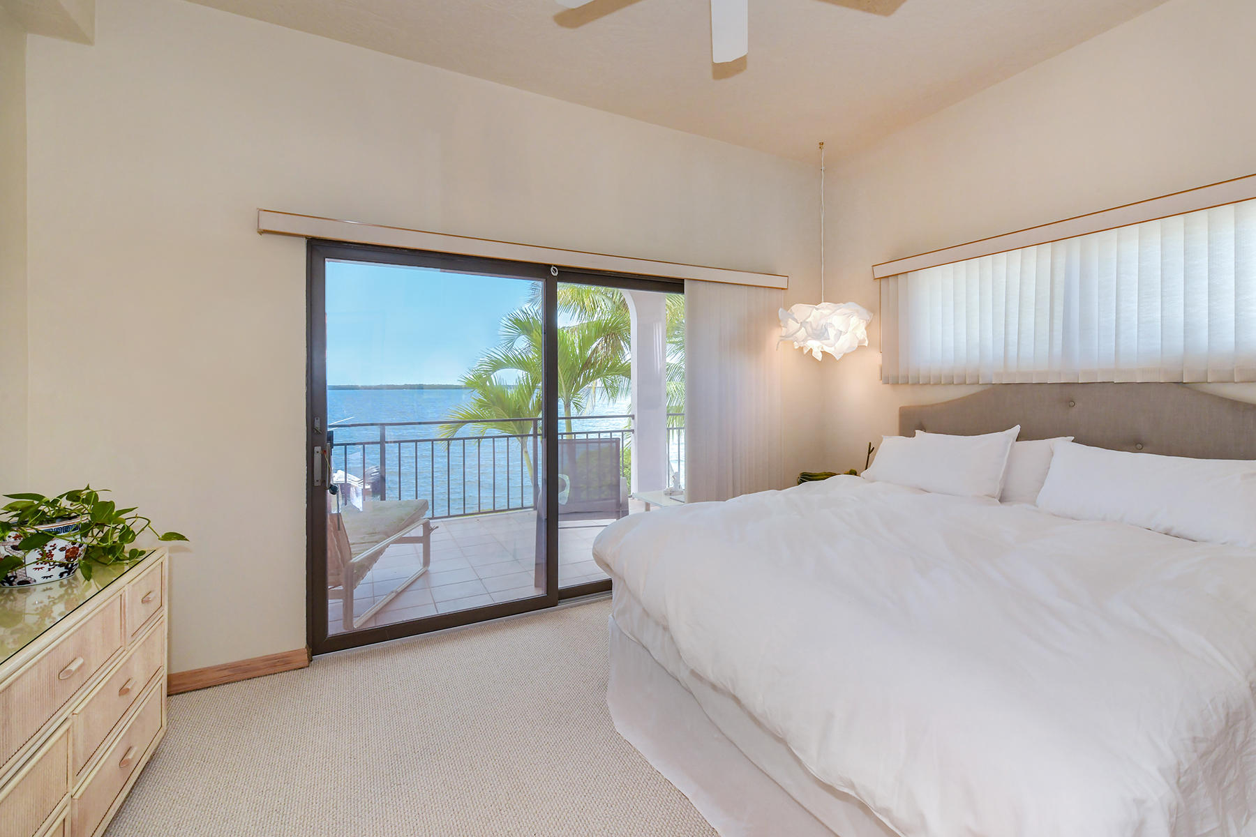 158 Redwing Road Tavernier, FL 33070 - Photo 21 of 45 Guest Bedroom 1