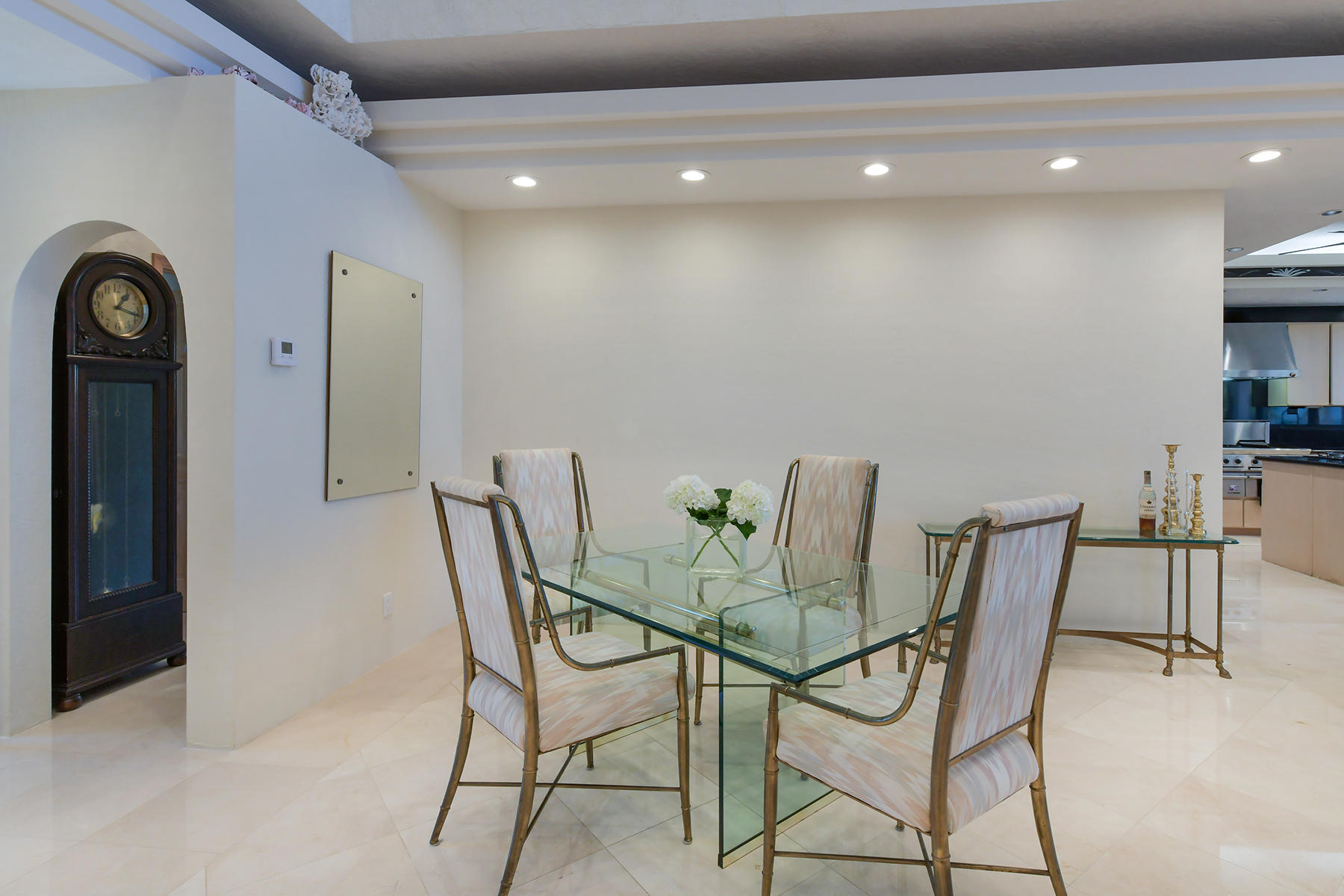 158 Redwing Road Tavernier, FL 33070 - Photo 7 of 45 Dining Area