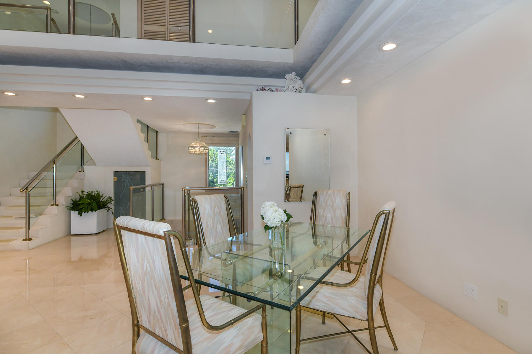 158 Redwing Road Tavernier, FL 33070 - Photo 8 of 45 Dining Area