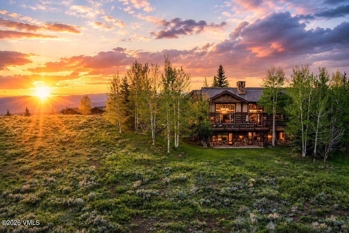 1092 Summit Trail Edwards, CO 81632 - Photo 3 of 54 photo_online_051