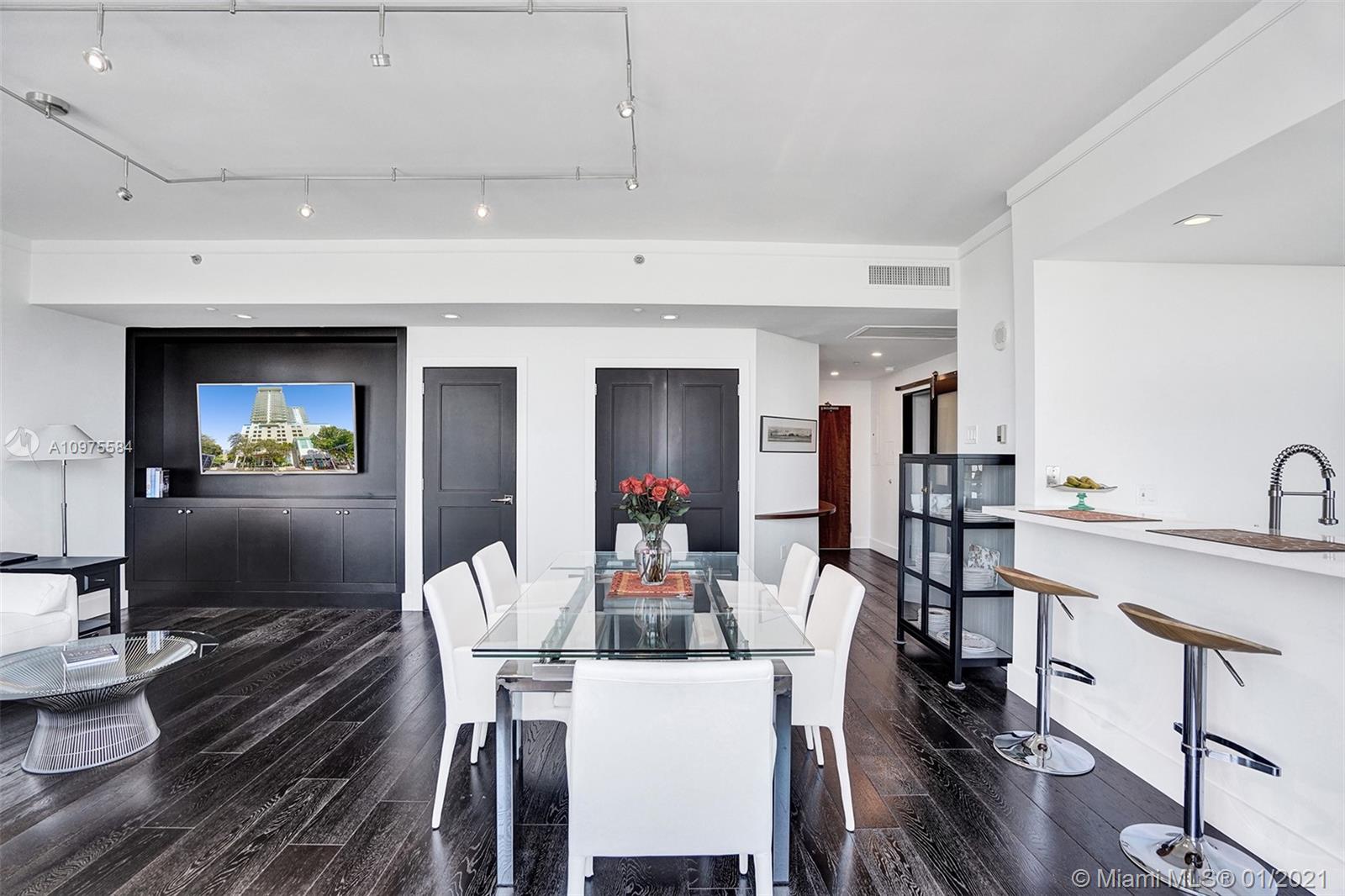 2889 McFarlane Road, Unit PH06 Miami, FL 33133 - Photo 27 of 49