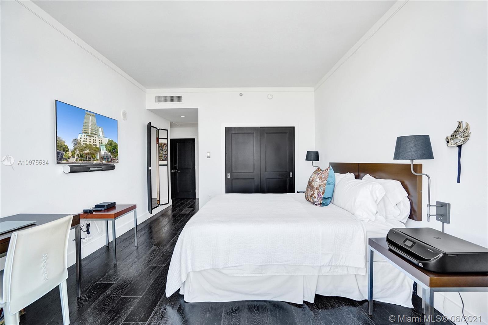 2889 McFarlane Road, Unit PH06 Miami, FL 33133 - Photo 33 of 49