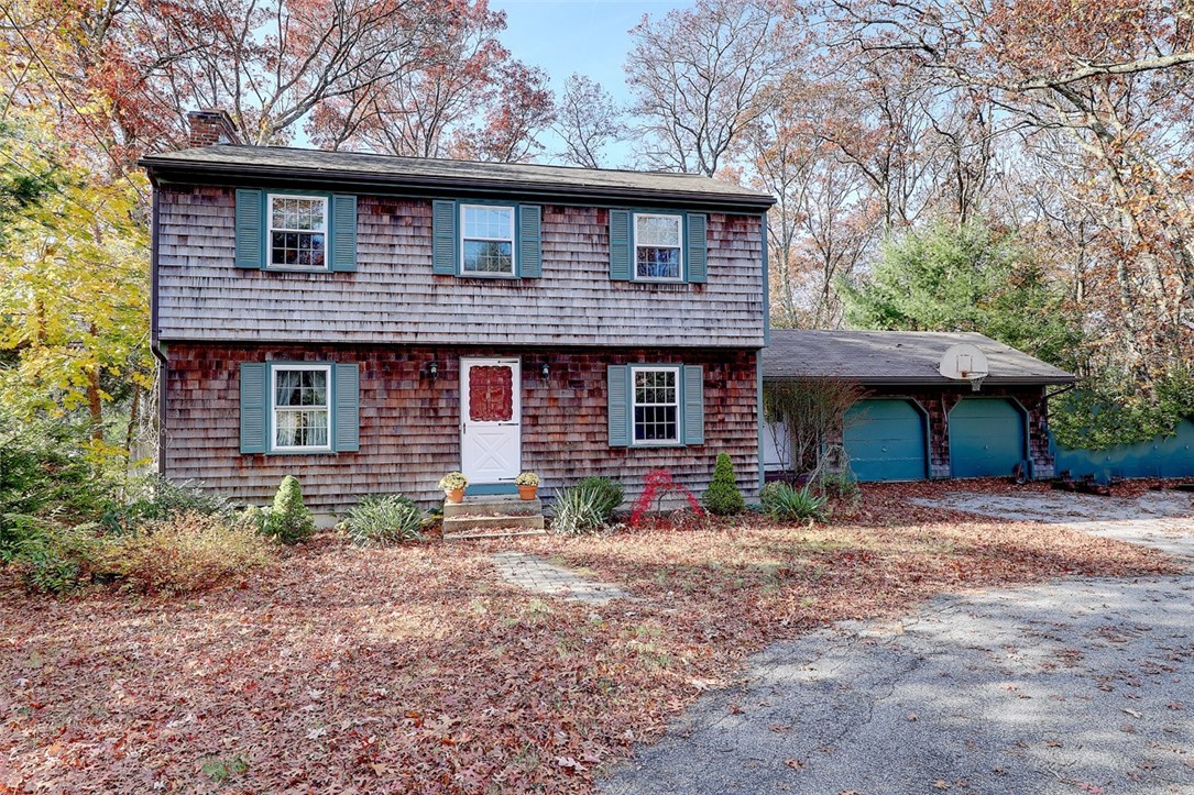 774 Tunk Hill Road Scituate, RI 02825 - Photo 4 of 32