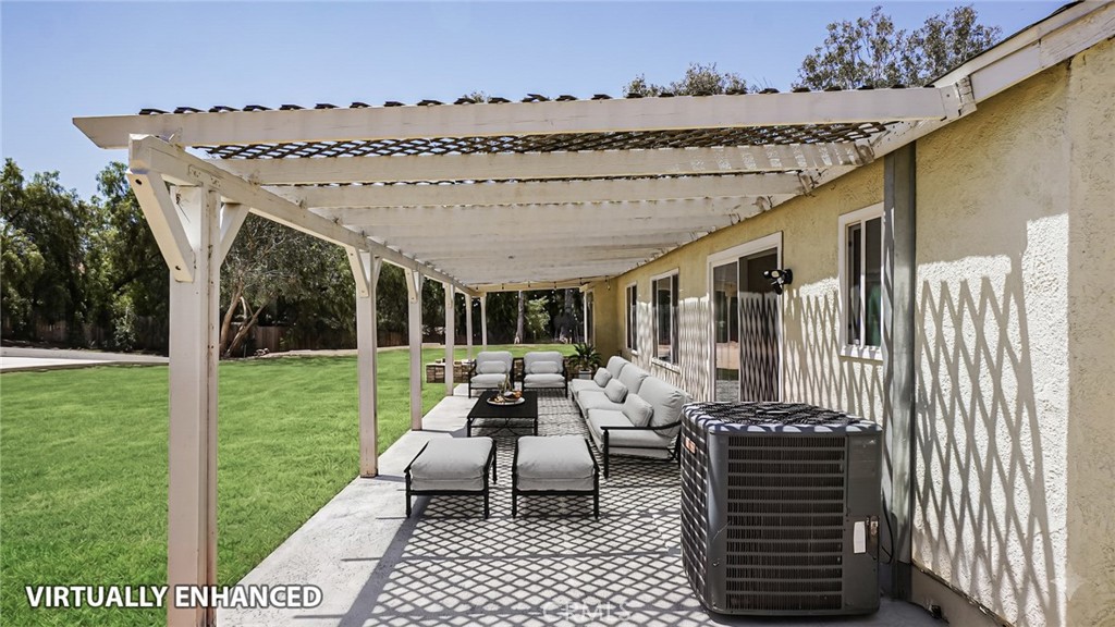 18570 Halter Lane Riverside, CA 92504 - Photo 3 of 69
