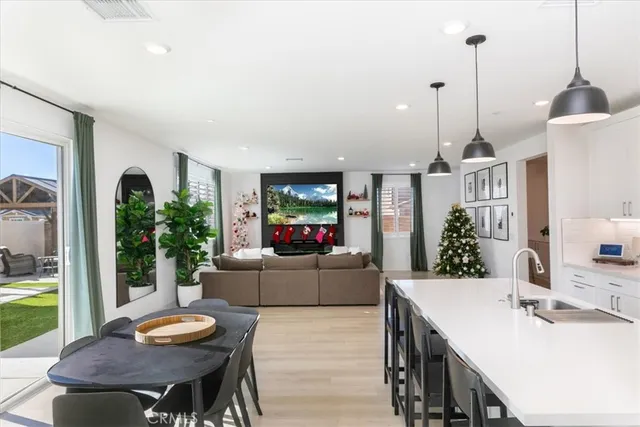 $699,900 | 33015 Chiffon Lane, Winchester, CA 92596