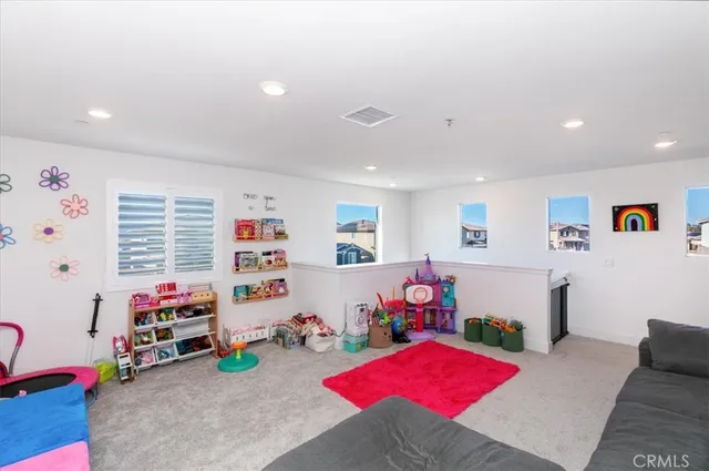 $699,900 | 33015 Chiffon Lane, Winchester, CA 92596